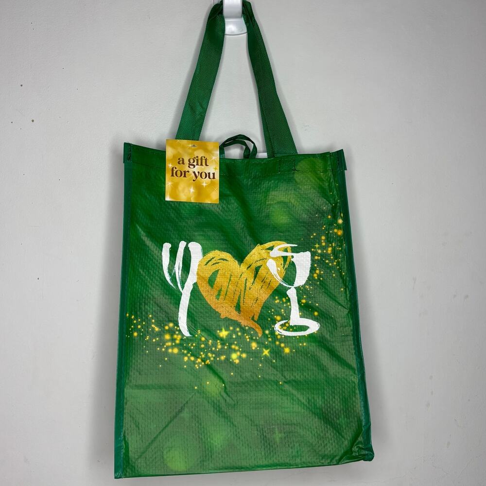 Wegmans — Green Christmas Love Holiday Heart Reusable Grocery Tote Gift Bag NWT!